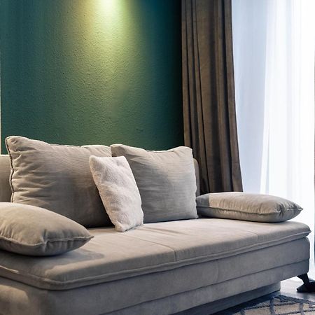 Modern Living Apartment - 3-Zimmer - Nuernberg Nord, Ruhige Seitenstrasse, Fusslaeufig Strassenbahn Esterno foto